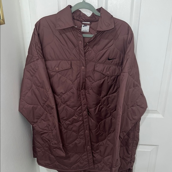 Nike Quilted Button-Up Jacket - Picture 4 of 4